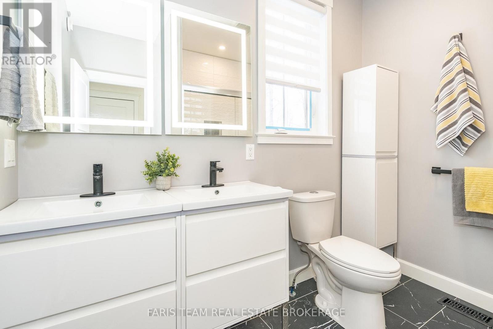 32 Leisure Court, Severn (Coldwater), Ontario  L0K 1E0 - Photo 25 - S12386149