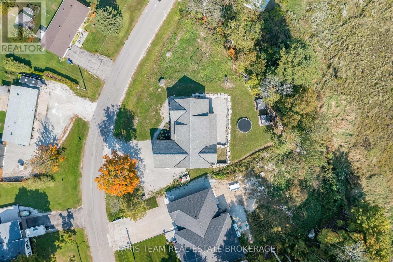 32 Leisure Court, Severn (Coldwater), Ontario  L0K 1E0 - Photo 44 - S12386149