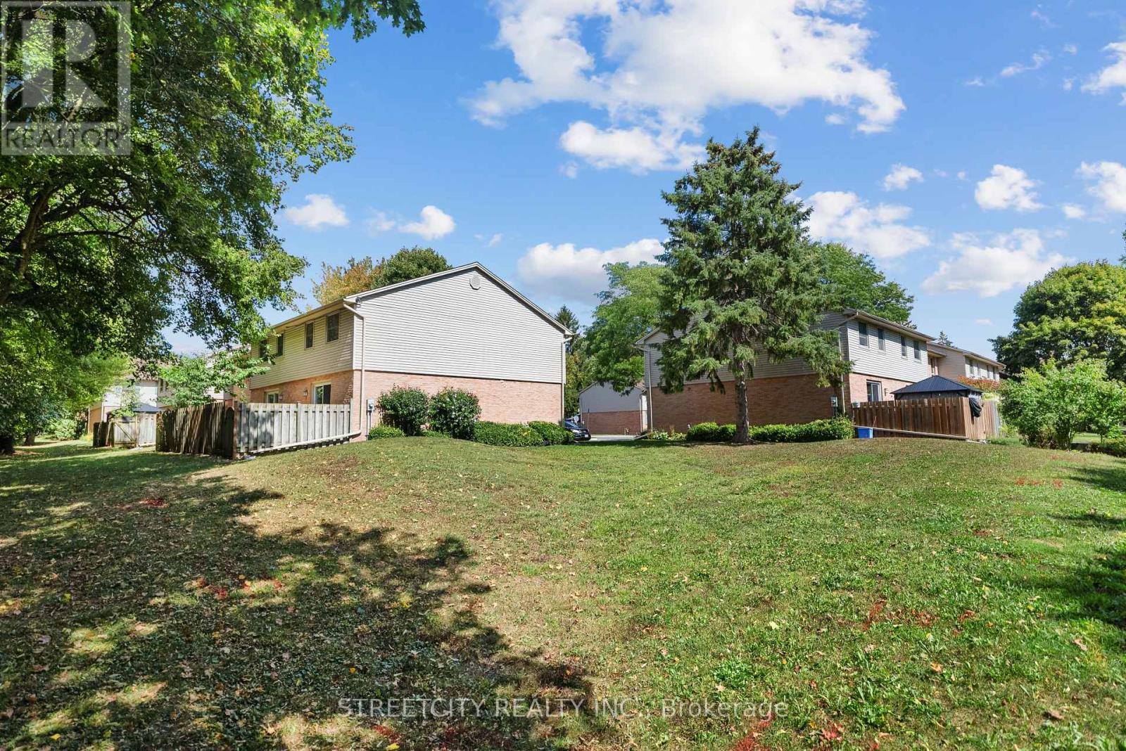 81 - 1247 Huron Street, London East (East C), Ontario  N5Y 4X7 - Photo 31 - X12386158