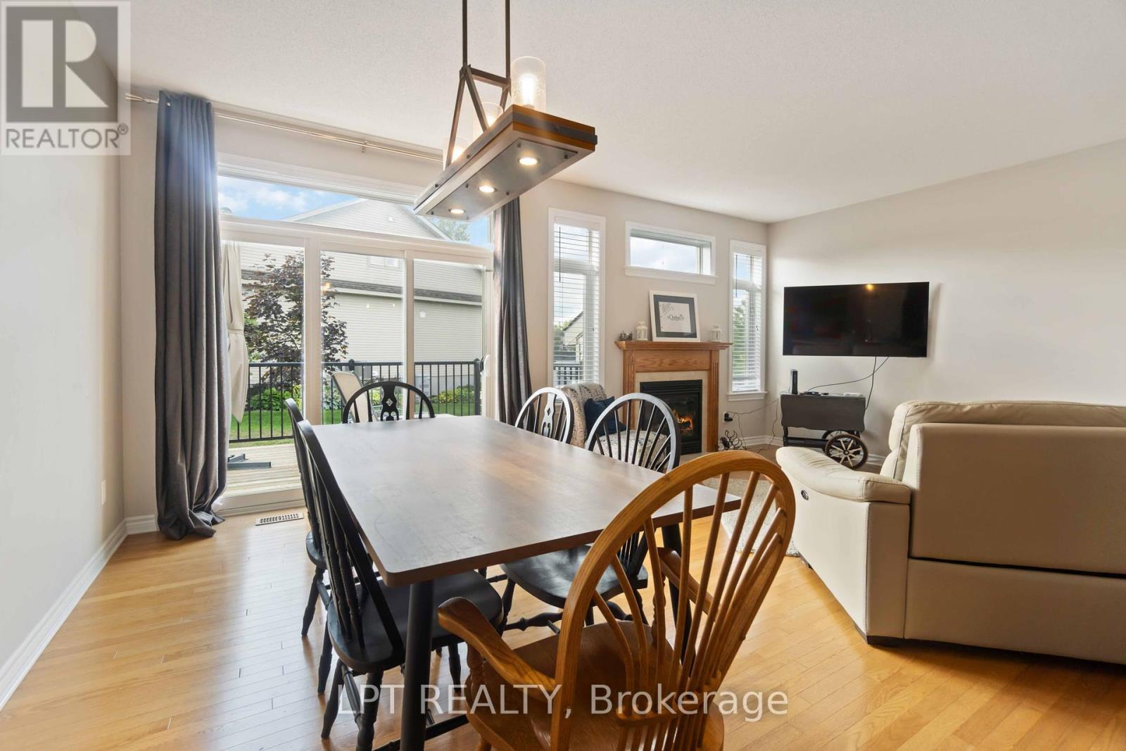100 Blackhorse Drive, North Grenville, Ontario  K0G 1J0 - Photo 14 - X12386191