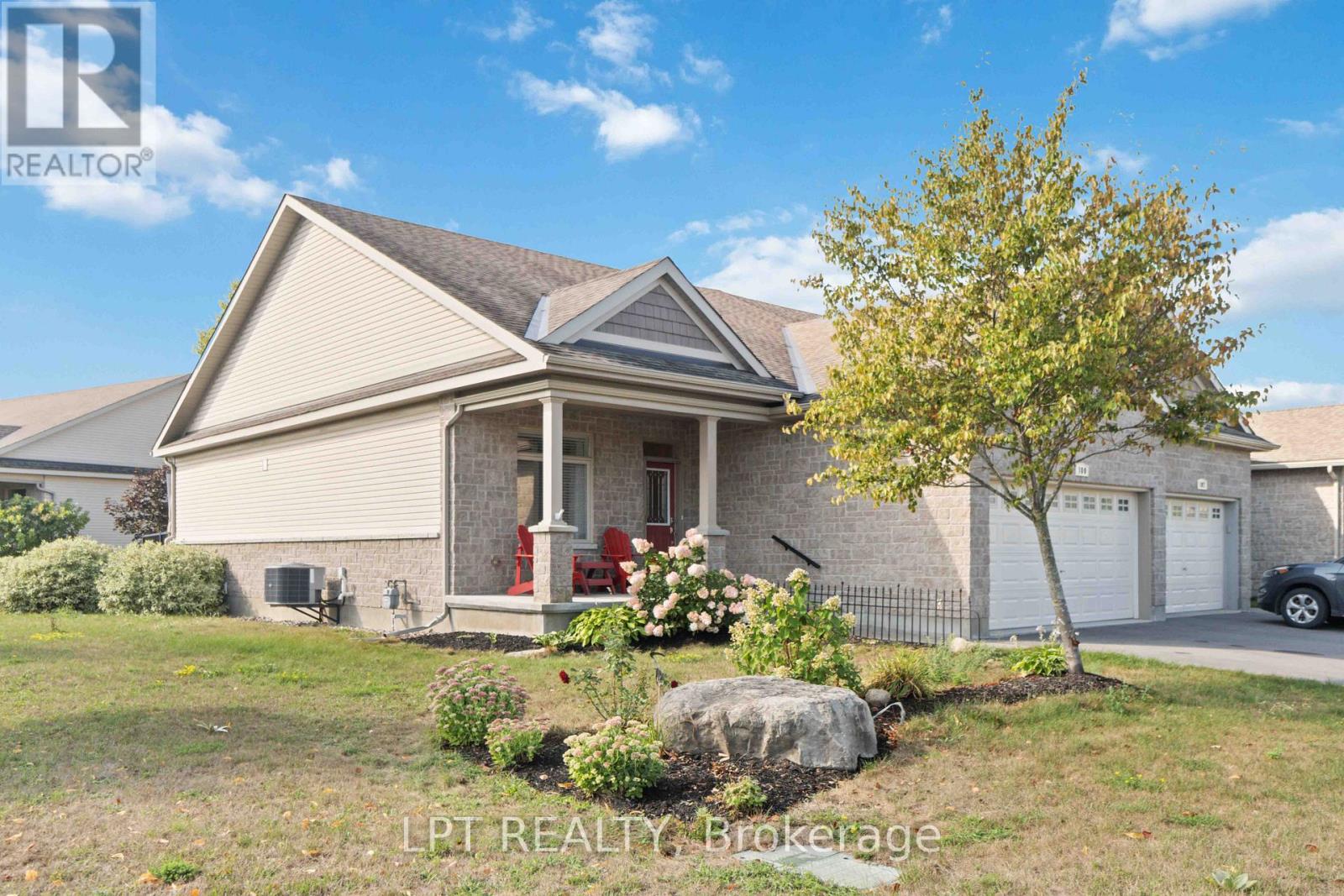 100 Blackhorse Drive, North Grenville, Ontario  K0G 1J0 - Photo 3 - X12386191