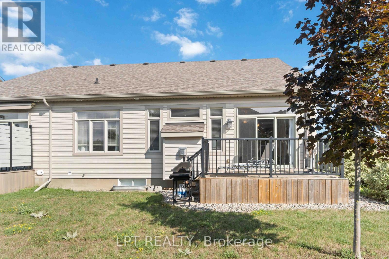 100 Blackhorse Drive, North Grenville, Ontario  K0G 1J0 - Photo 46 - X12386191