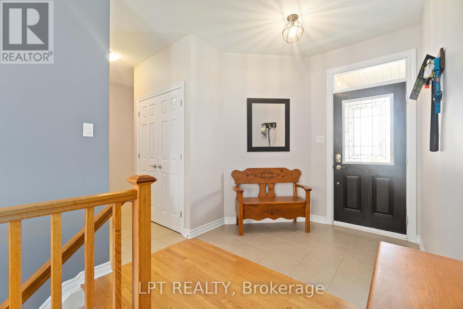 100 Blackhorse Drive, North Grenville, Ontario  K0G 1J0 - Photo 7 - X12386191