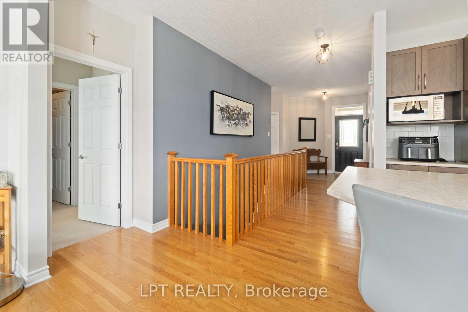 100 Blackhorse Drive, North Grenville, Ontario  K0G 1J0 - Photo 9 - X12386191