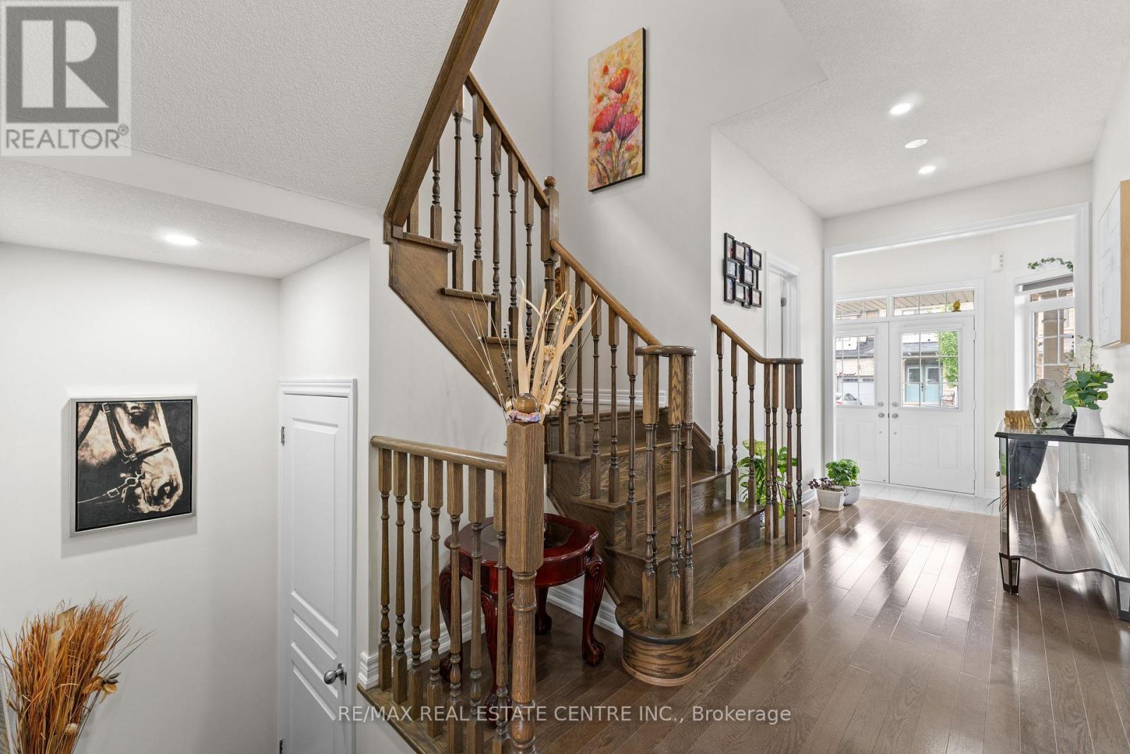 8 Oconnor Crescent, Brampton, Ontario  L7A 5A6 - Photo 14 - W12386147