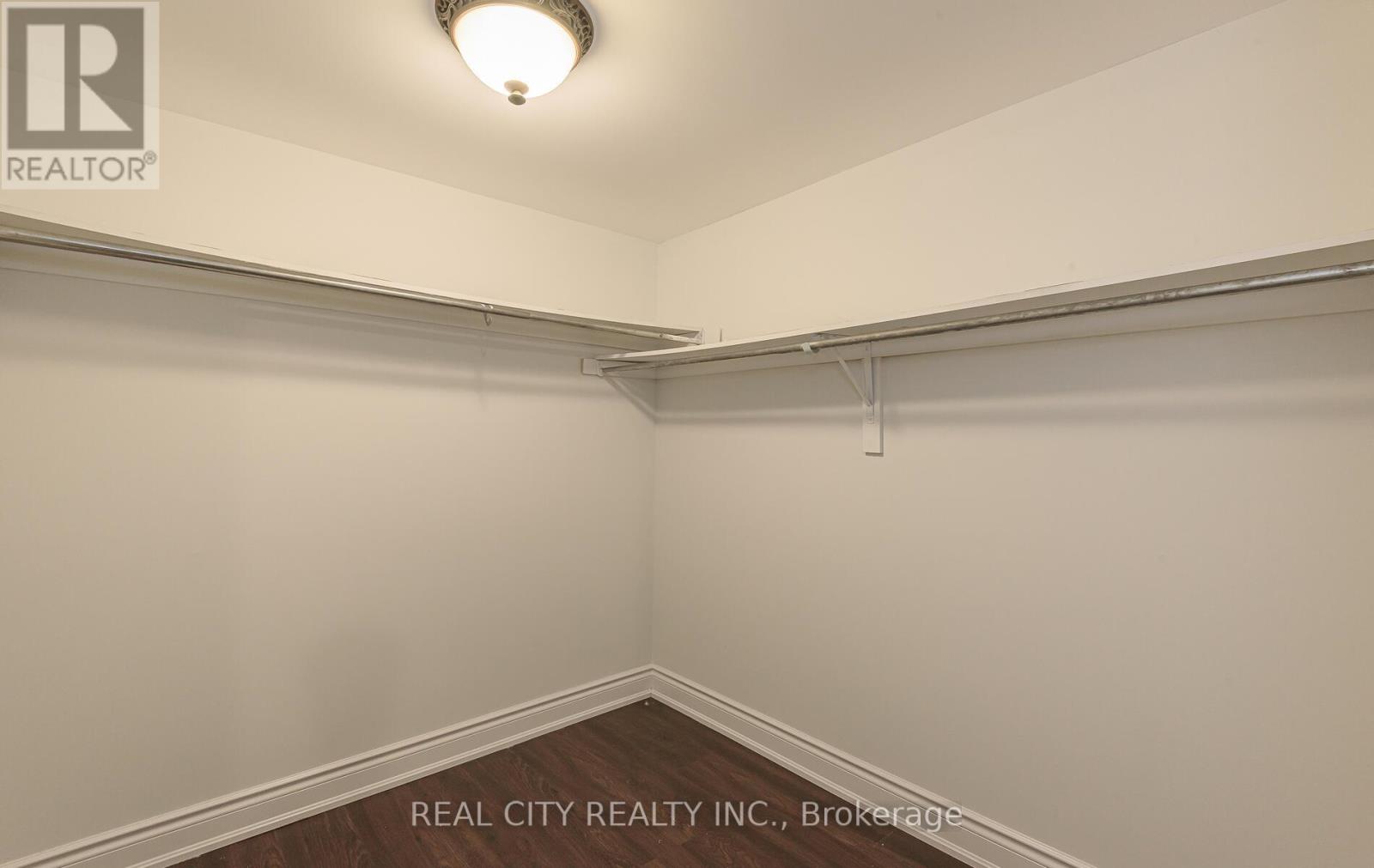 27 Bellhaven Crescent, Brampton (Sandringham-Wellington), Ontario  L6R 0W6 - Photo 25 - W12386148