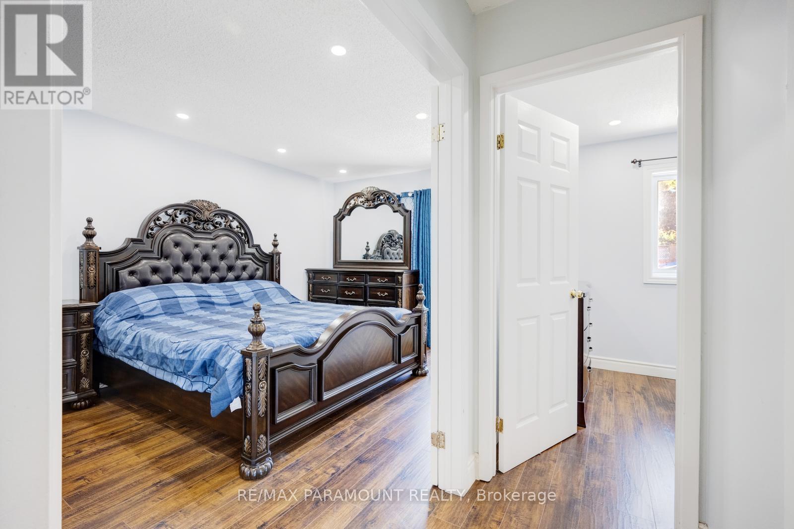 3197 Candela Drive, Mississauga, Ontario  L5A 2T9 - Photo 29 - W12386154