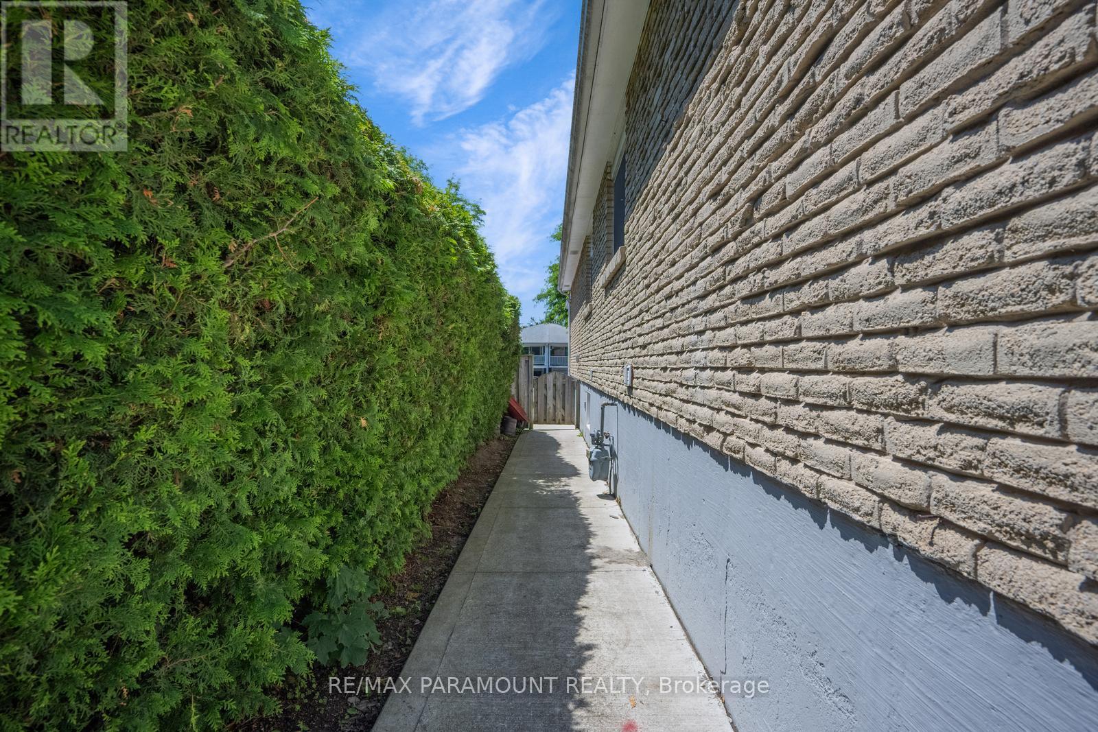 3197 Candela Drive, Mississauga, Ontario  L5A 2T9 - Photo 48 - W12386154