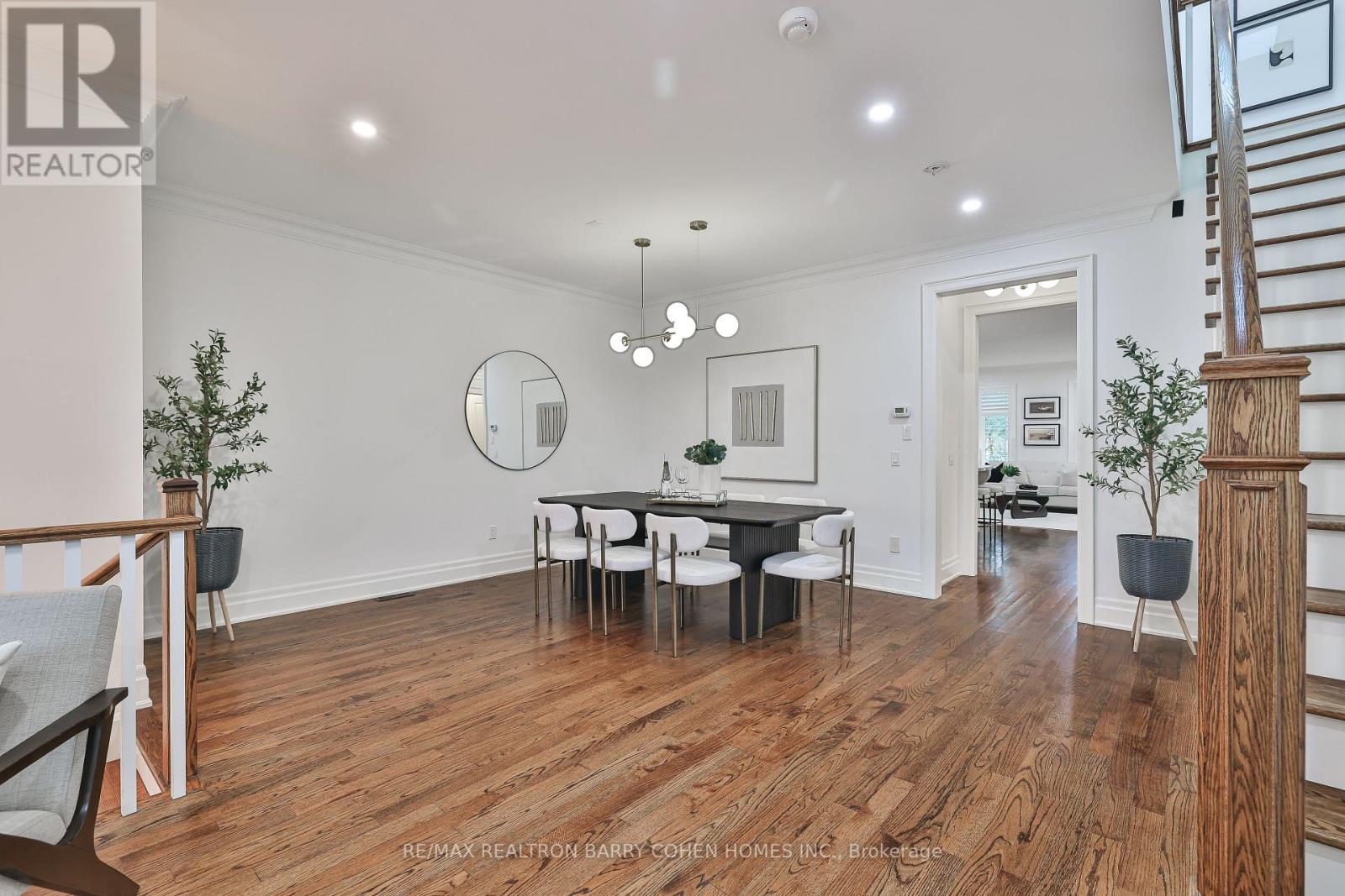 136 Bowood Avenue, Toronto (Lawrence Park North), Ontario  M4N 1Y5 - Photo 4 - C12386177