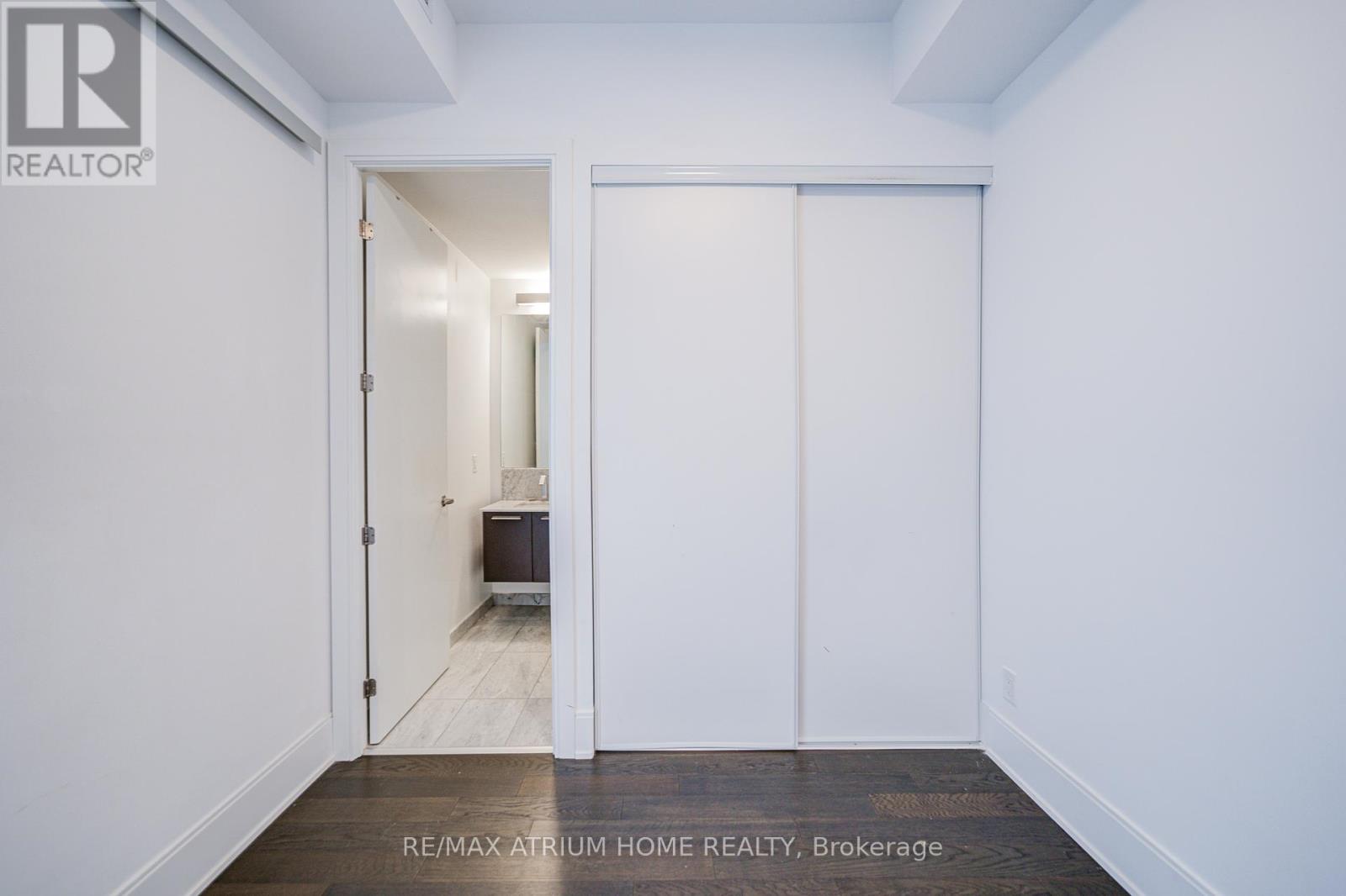 5004 - 50 Charles Street E, Toronto, Ontario  M4Y 1T1 - Photo 33 - C12386195
