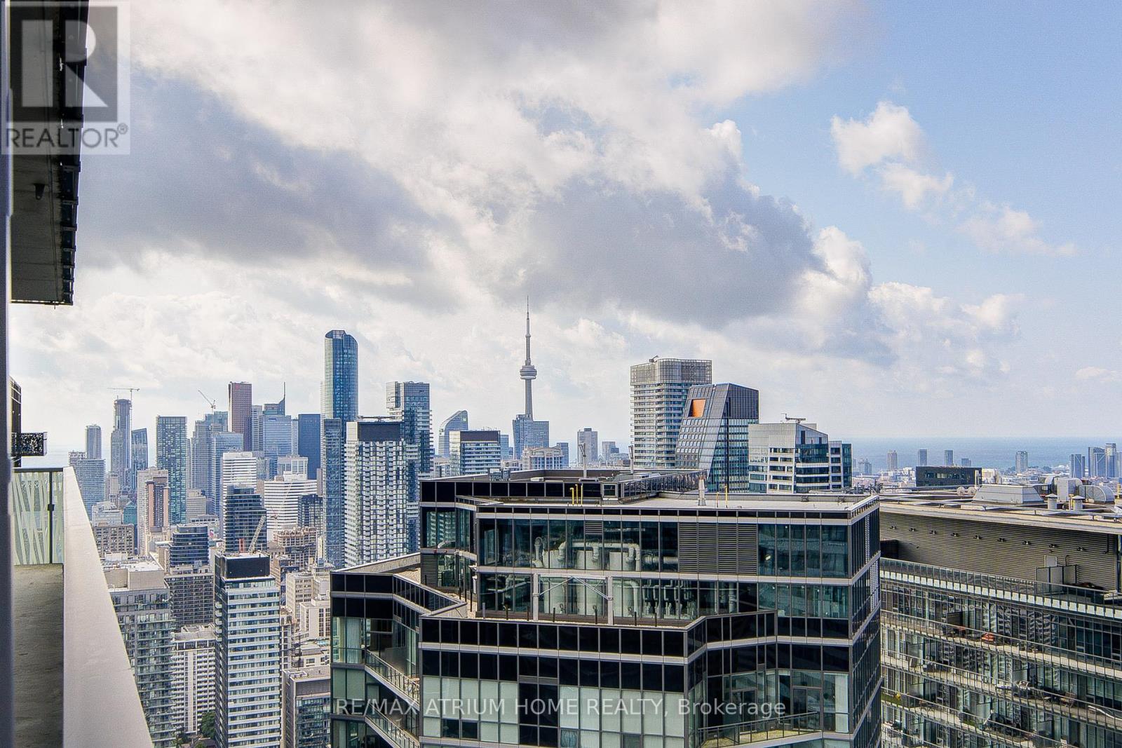 5004 - 50 Charles Street E, Toronto, Ontario  M4Y 1T1 - Photo 42 - C12386195