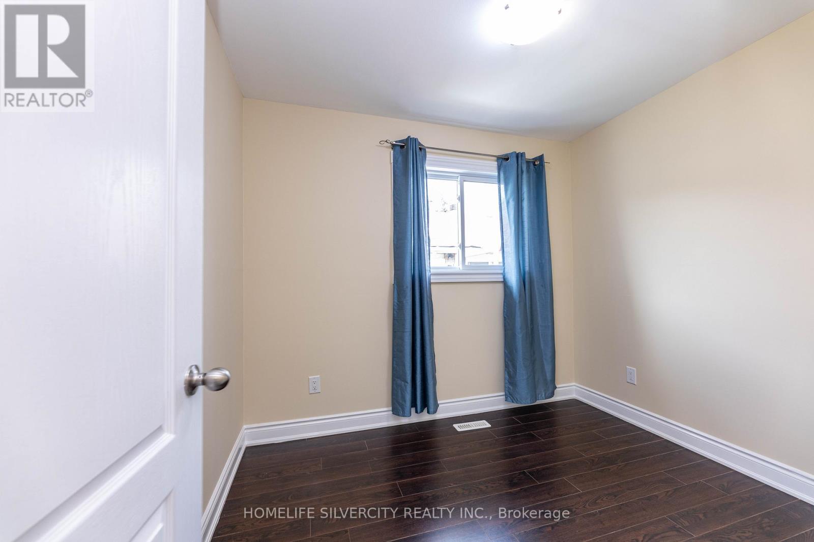 7258 Reindeer Drive, Mississauga, Ontario  L4T 2M7 - Photo 22 - W12384743