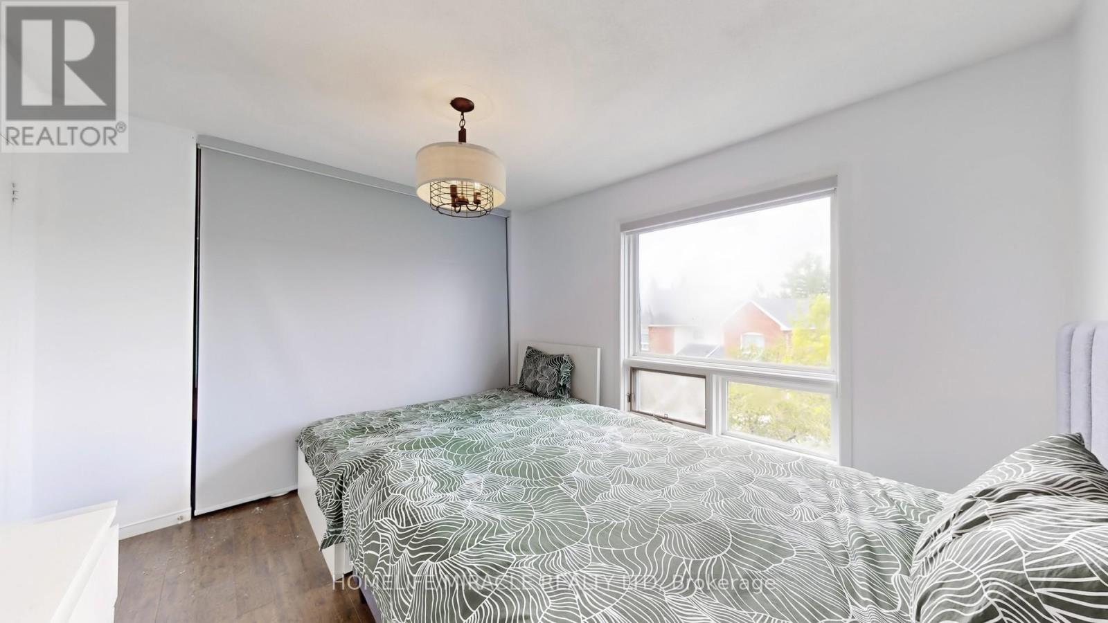 4 William Curtis Circle, Newmarket (Gorham-College Manor), Ontario  L3Y 8L7 - Photo 23 - N12386213