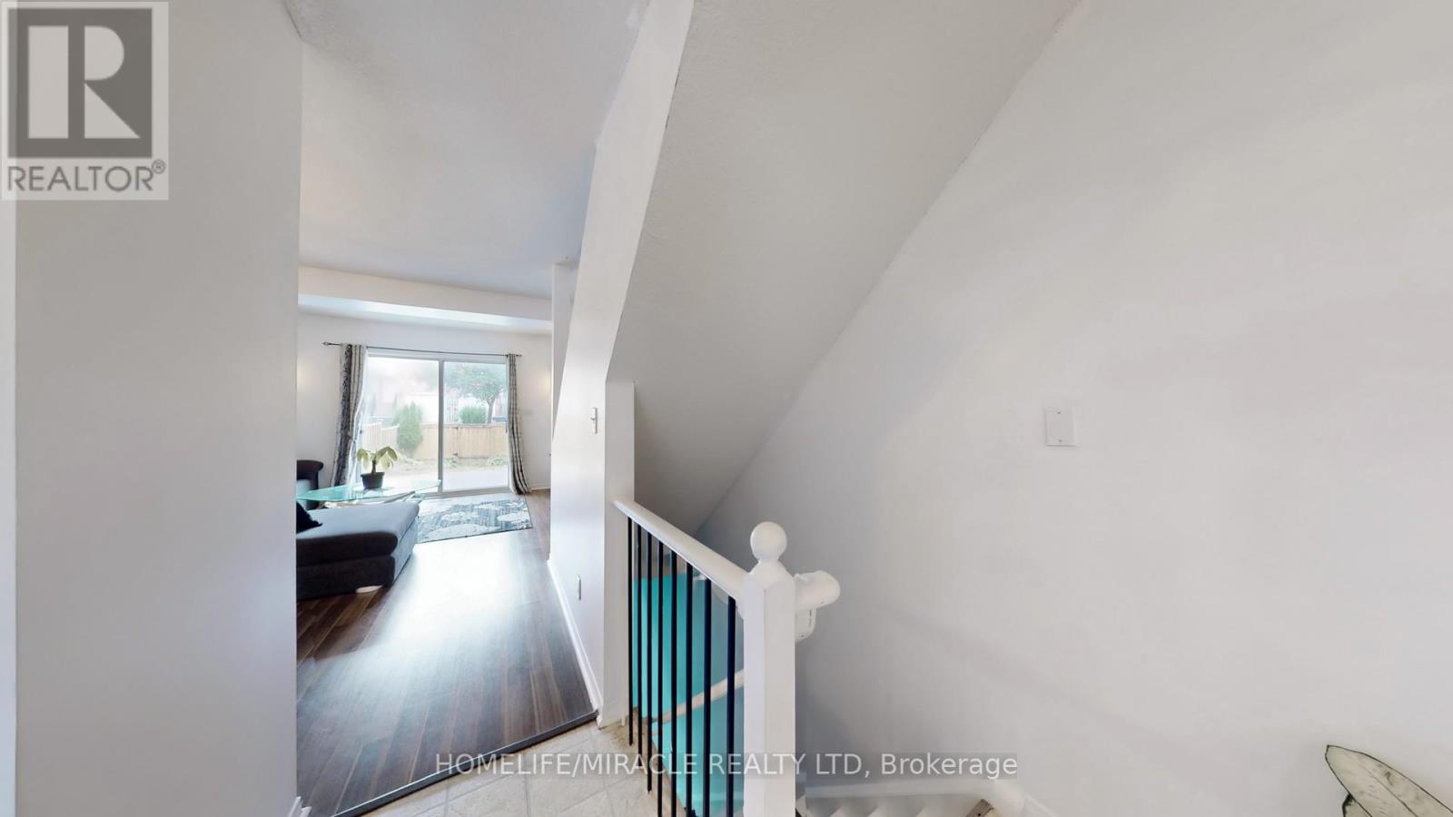 4 William Curtis Circle, Newmarket (Gorham-College Manor), Ontario  L3Y 8L7 - Photo 30 - N12386213