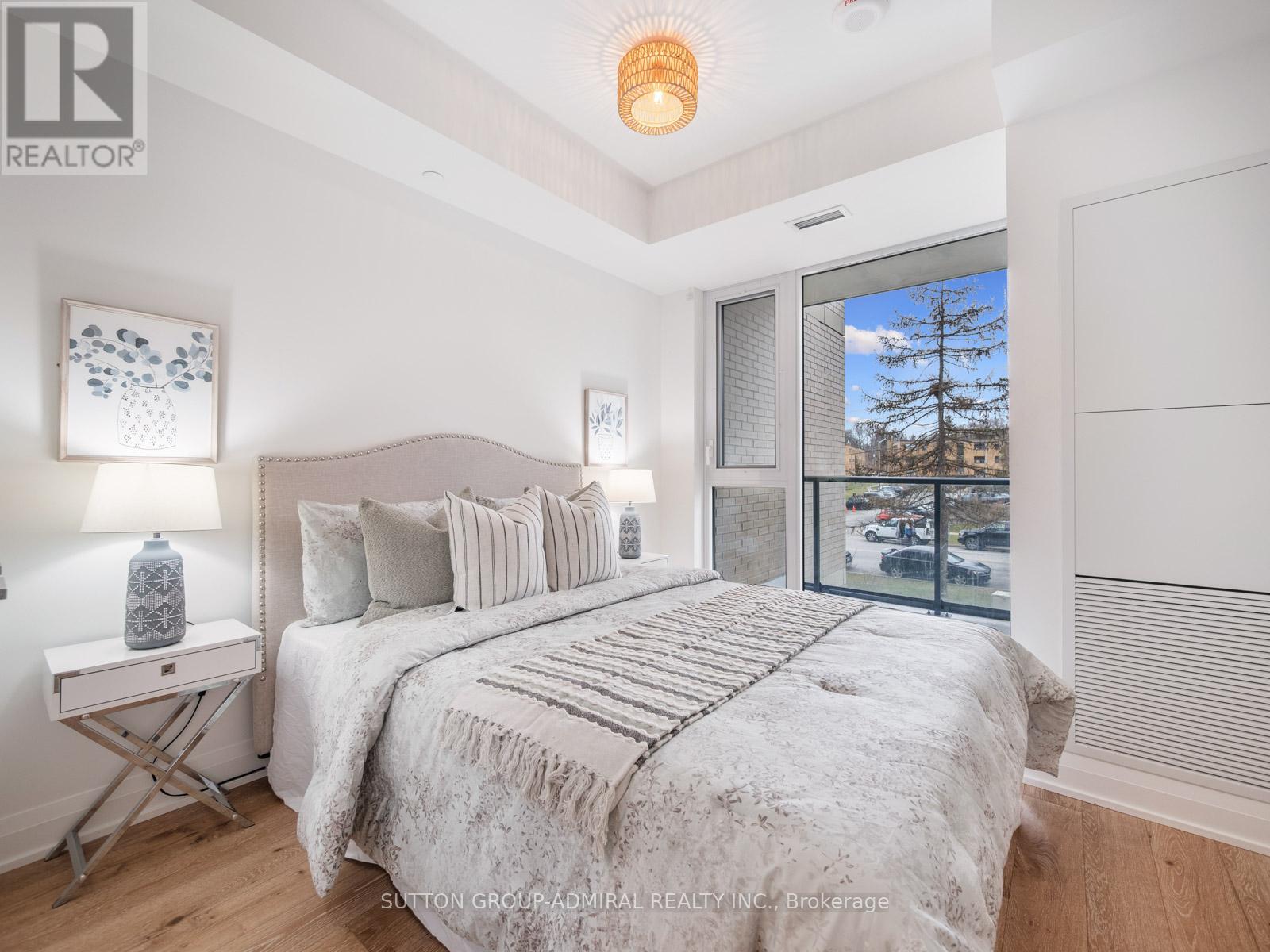 218 - 293 The Kingsway, Toronto, Ontario  M9A 0E8 - Photo 14 - W12386160