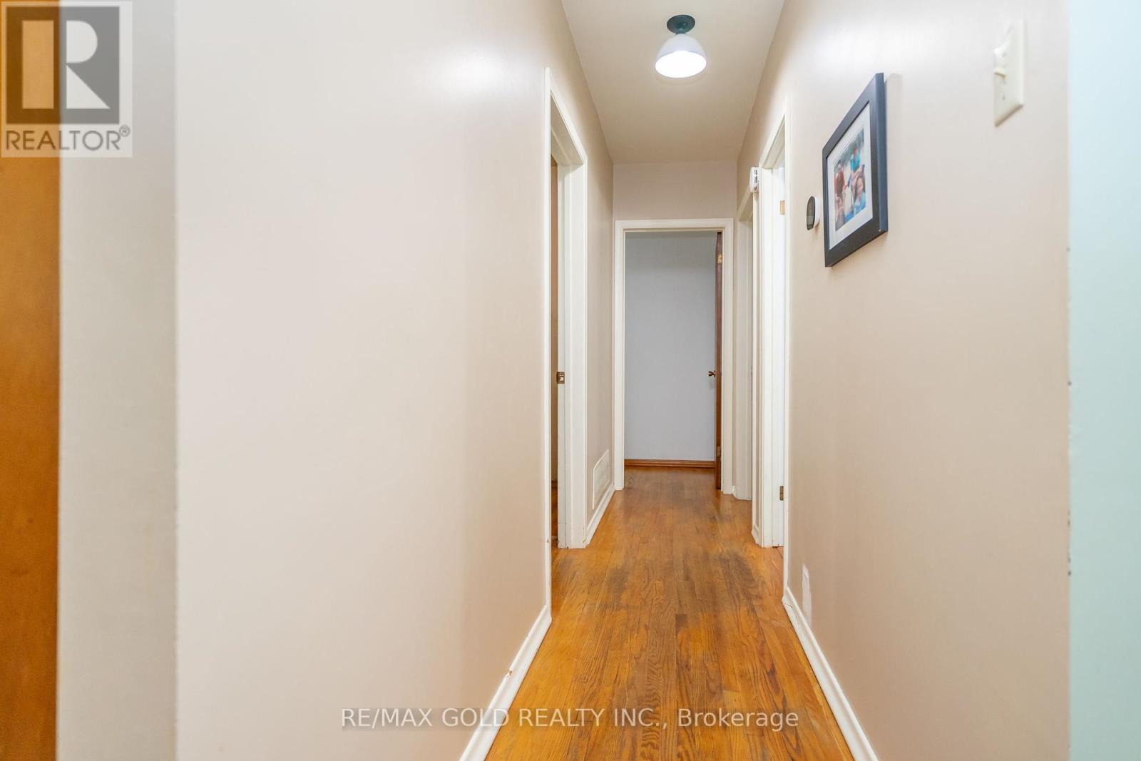 43 Alexandria Crescent, Brampton, Ontario  L6T 1N2 - Photo 16 - W12386206