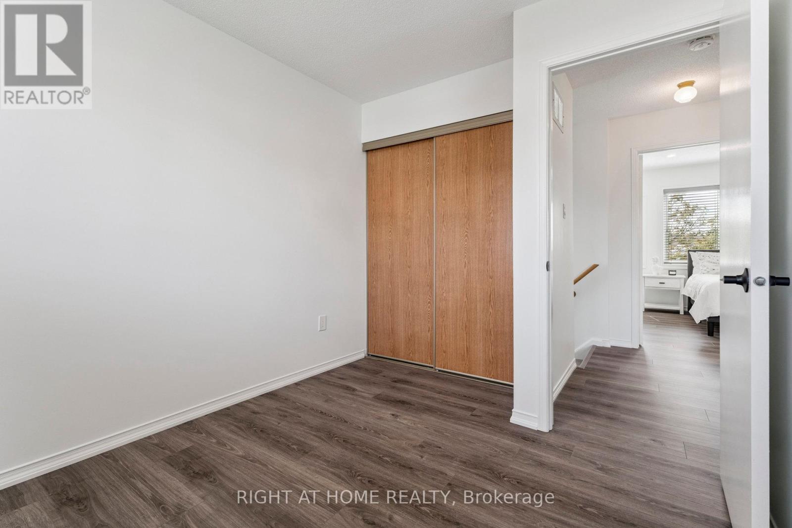 115 Laidlaw Drive, Barrie, Ontario  L4N 7R9 - Photo 18 - S12386115