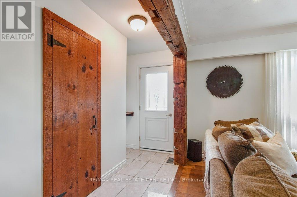 112 York Street, Guelph/eramosa (Eden Mills), Ontario  N0B 1P0 - Photo 11 - X12386156