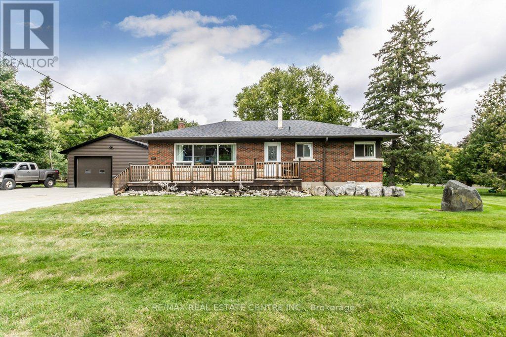 112 York Street, Guelph/eramosa (Eden Mills), Ontario  N0B 1P0 - Photo 2 - X12386156
