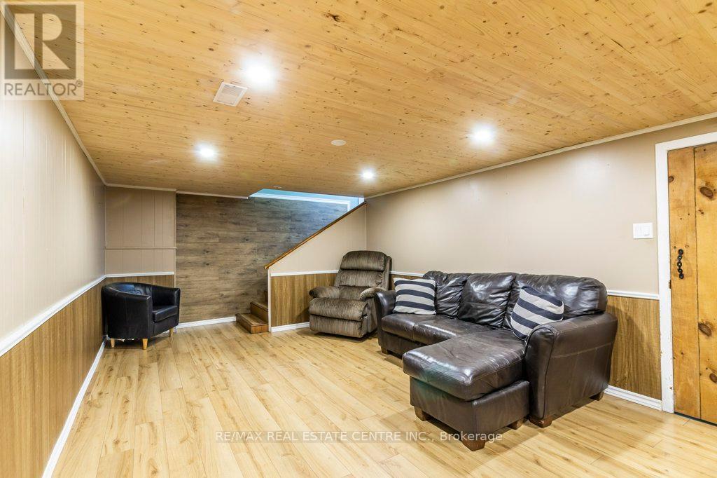112 York Street, Guelph/eramosa (Eden Mills), Ontario  N0B 1P0 - Photo 24 - X12386156