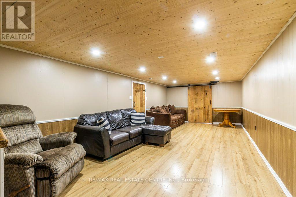 112 York Street, Guelph/eramosa (Eden Mills), Ontario  N0B 1P0 - Photo 26 - X12386156