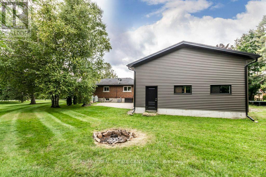 112 York Street, Guelph/eramosa (Eden Mills), Ontario  N0B 1P0 - Photo 29 - X12386156