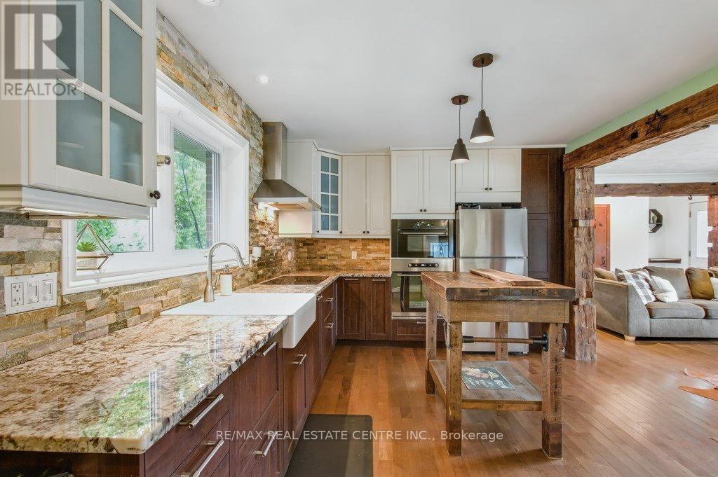 112 York Street, Guelph/eramosa (Eden Mills), Ontario  N0B 1P0 - Photo 7 - X12386156