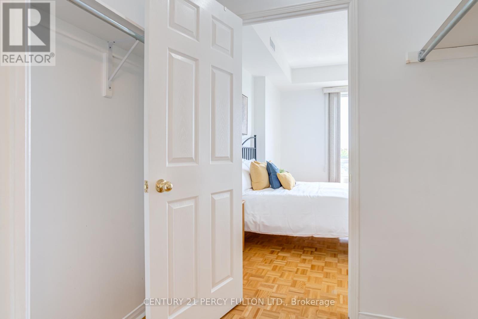602 - 32 Tannery Street, Mississauga, Ontario  L5M 6T6 - Photo 26 - W12385376