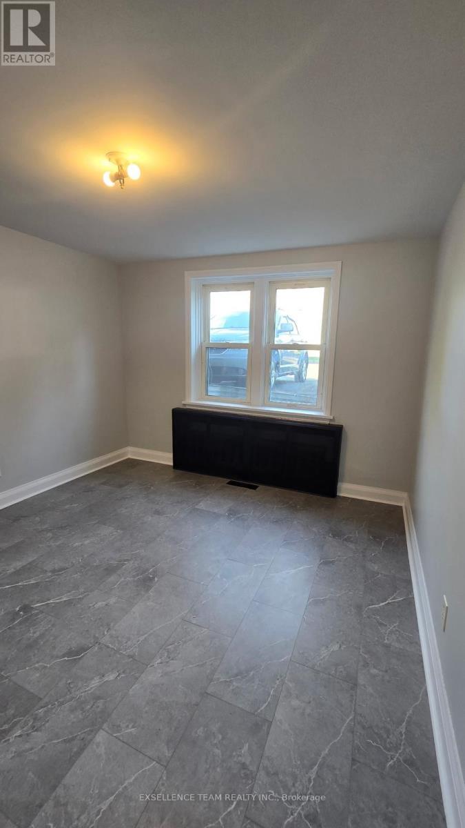 320 Gleeson Avenue N, Cornwall, Ontario  K6J 1E3 - Photo 13 - X12340649