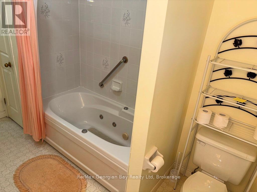 325 Ouida Street, Tay, Ontario  L0K 2C0 - Photo 19 - S12178372