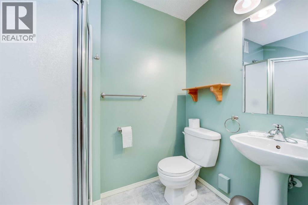 8126 20 Avenue, Coleman, Alberta  T0K 0M0 - Photo 10 - A2235119