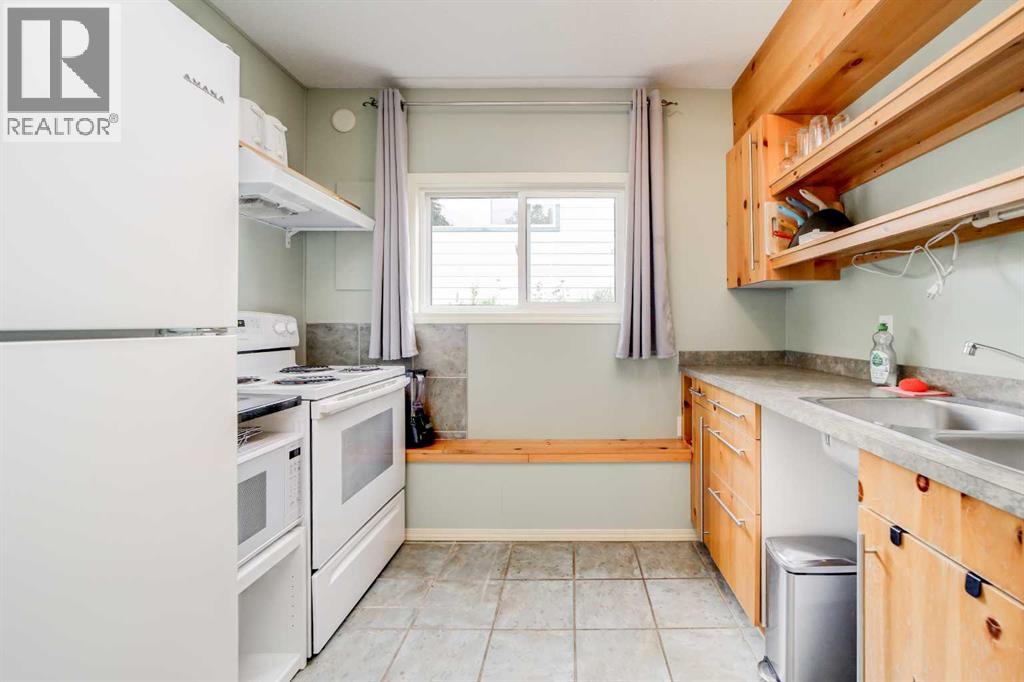 8126 20 Avenue, Coleman, Alberta  T0K 0M0 - Photo 42 - A2235119