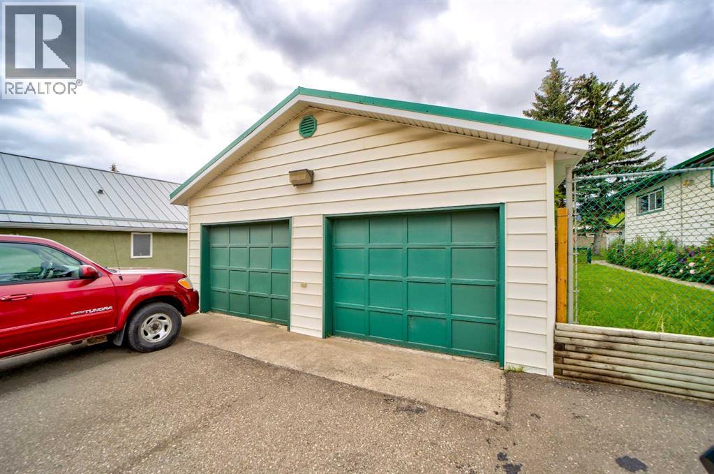 8126 20 Avenue, Coleman, Alberta  T0K 0M0 - Photo 37 - A2235119