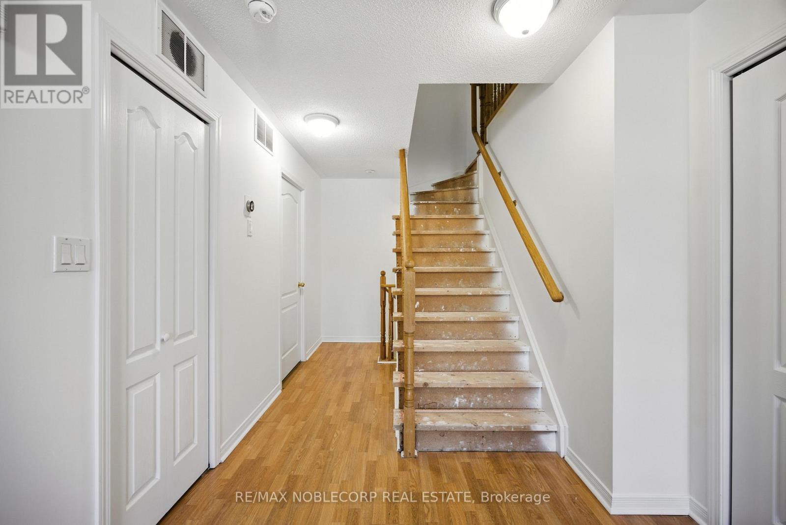 311 - 45 Strangford Lane, Toronto, Ontario  M1L 0E5 - Photo 9 - E12386210