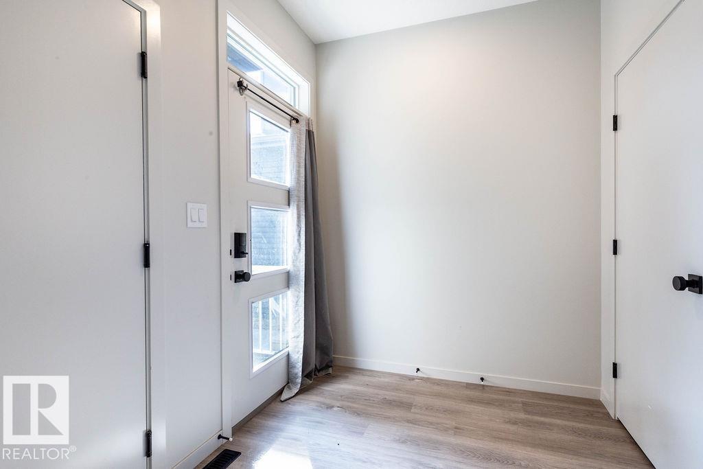 3317 Kulay Wy Sw, Edmonton, Alberta  T6W 5E7 - Photo 2 - E4456541
