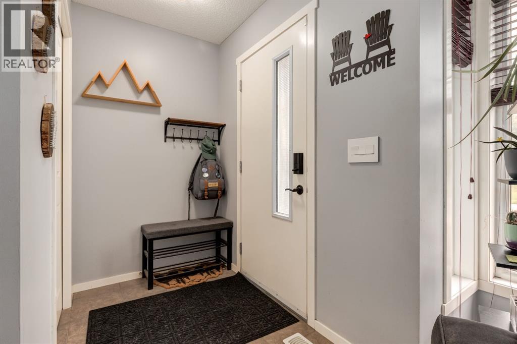 204 Walden Drive Se, Calgary, Alberta  T2X 0P3 - Photo 2 - A2254793