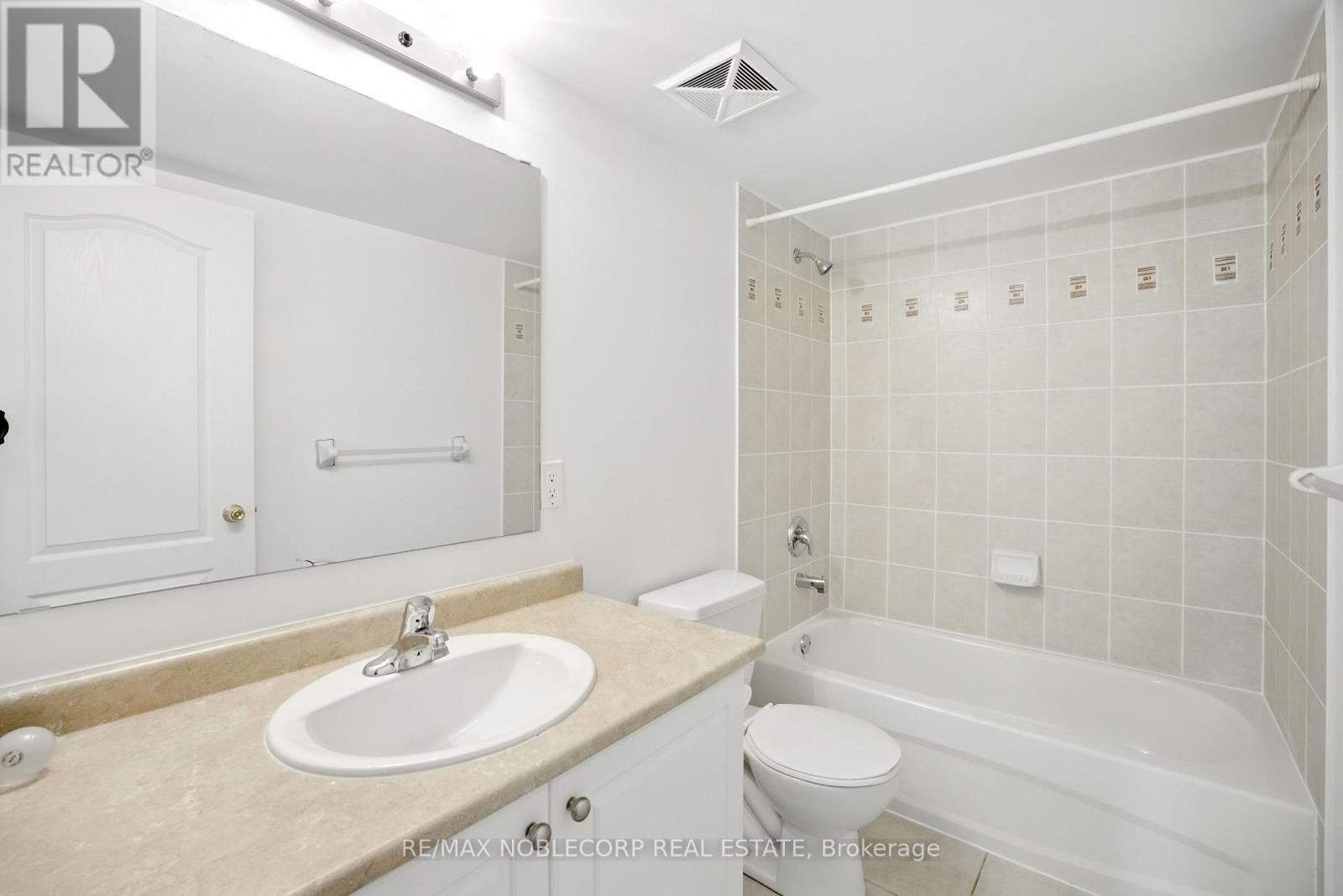311 - 45 Strangford Lane, Toronto, Ontario  M1L 0E5 - Photo 14 - E12386210