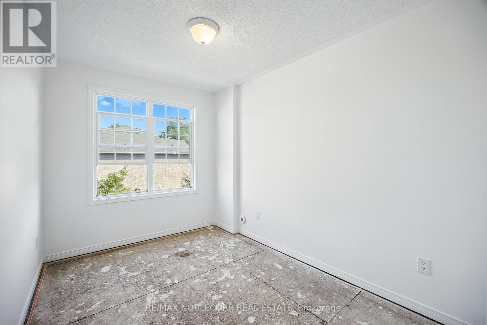 311 - 45 Strangford Lane, Toronto, Ontario  M1L 0E5 - Photo 12 - E12386210