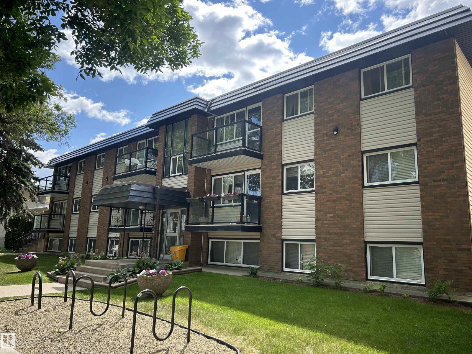 #202 10125 83 AV NW, Edmonton, Alberta