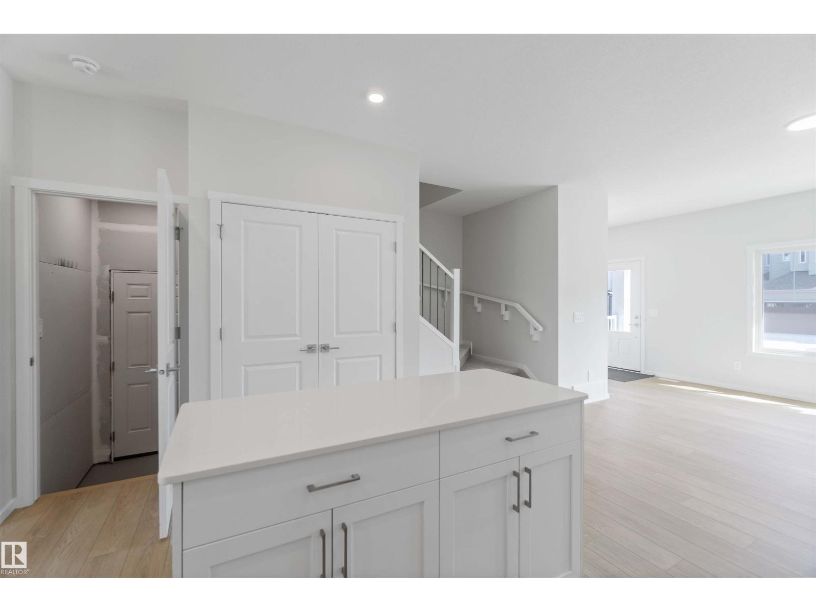3628 213 St Nw Nw, Edmonton, Alberta  T6M 3C1 - Photo 11 - E4455098