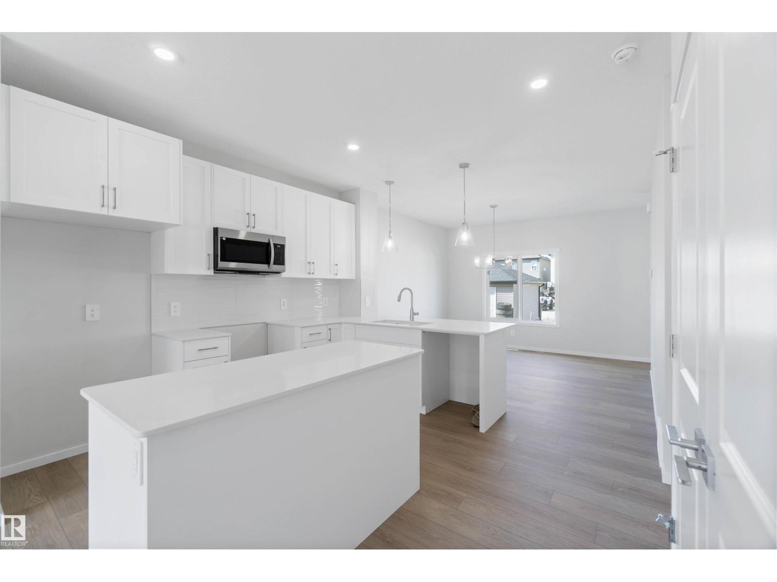 3628 213 St Nw Nw, Edmonton, Alberta  T6M 3C1 - Photo 4 - E4455098