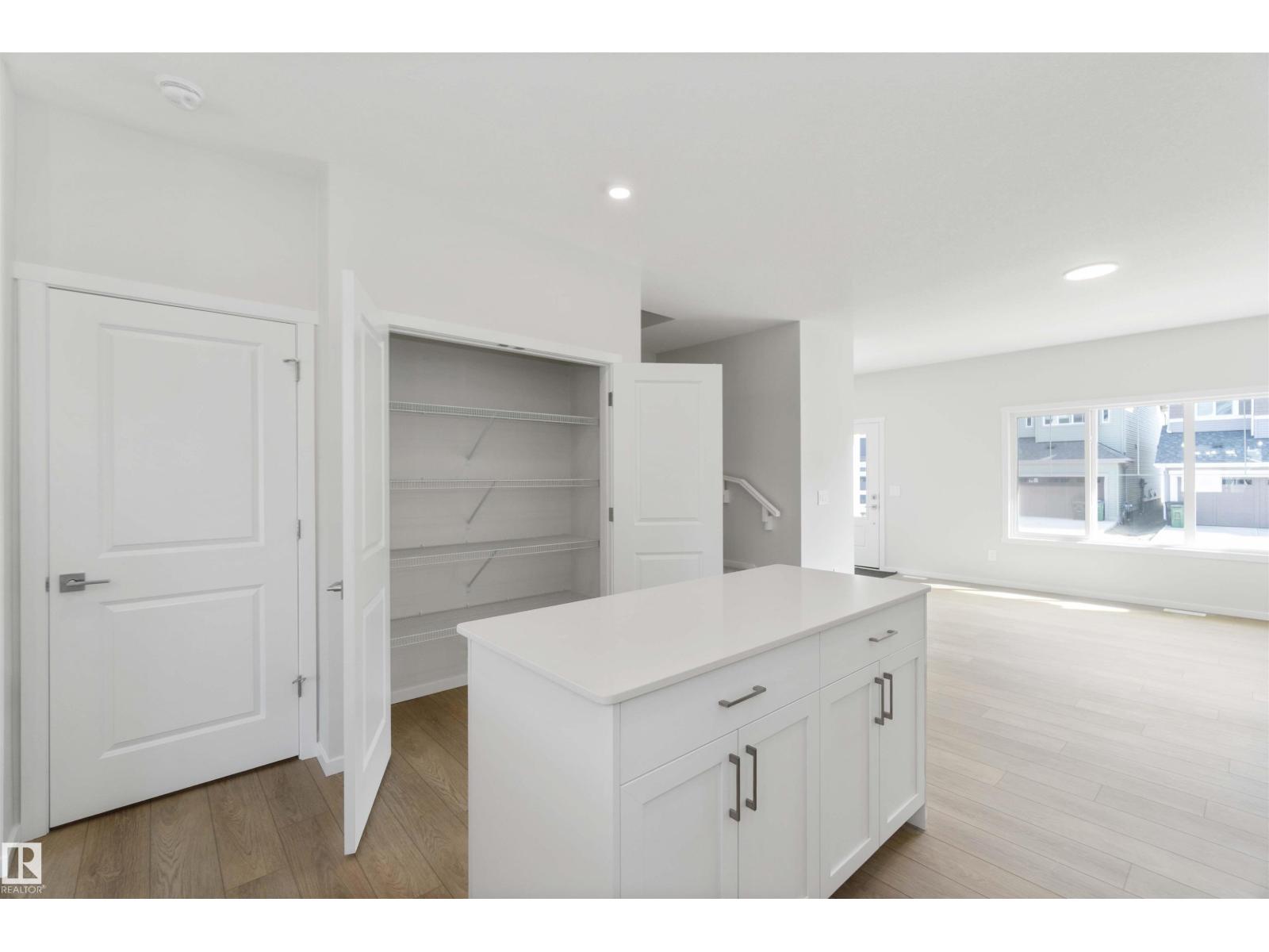 3628 213 St Nw Nw, Edmonton, Alberta  T6M 3C1 - Photo 6 - E4455098