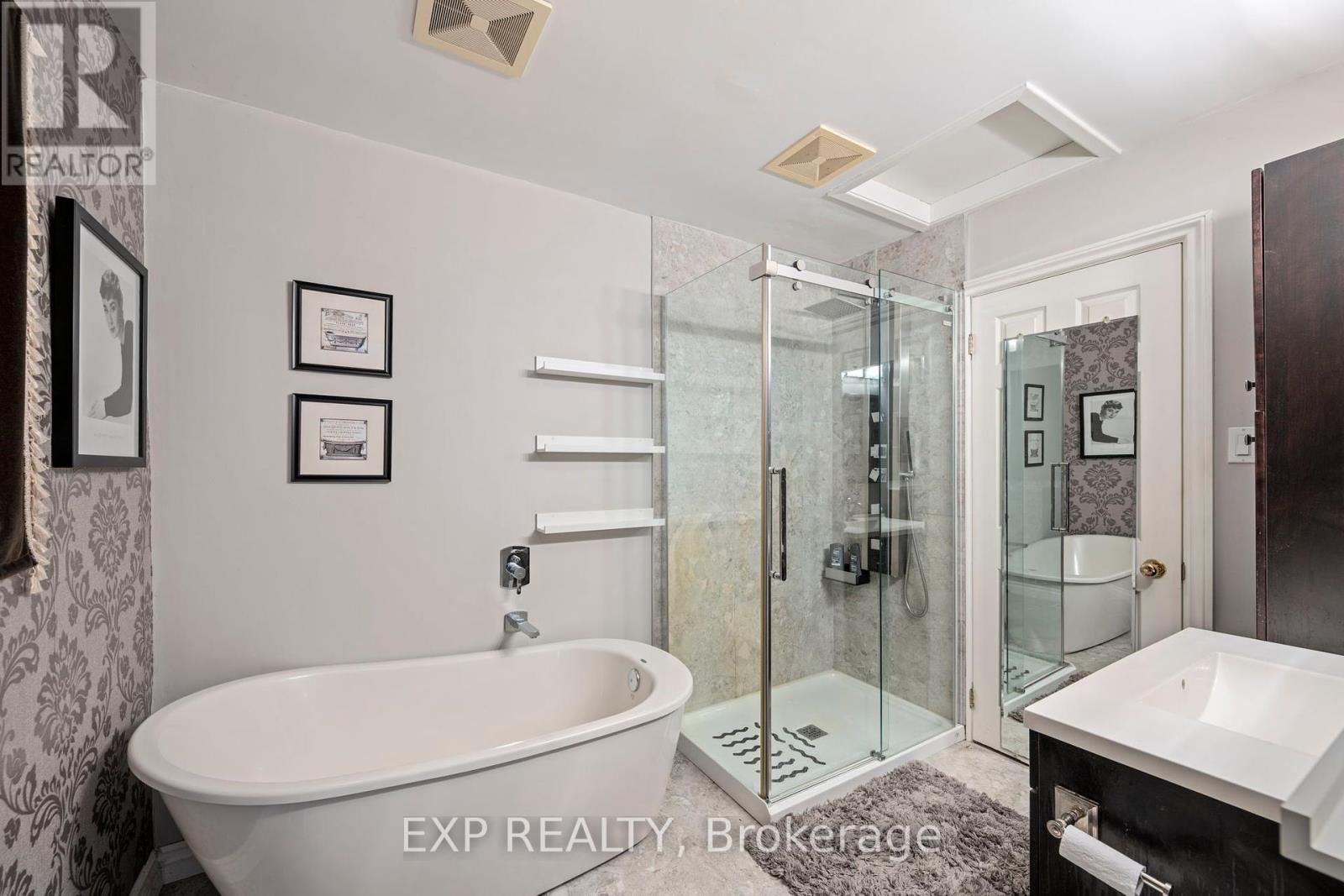 8101 Decker Drive, Middlesex Centre, Ontario  N6P 1P3 - Photo 27 - X12386304