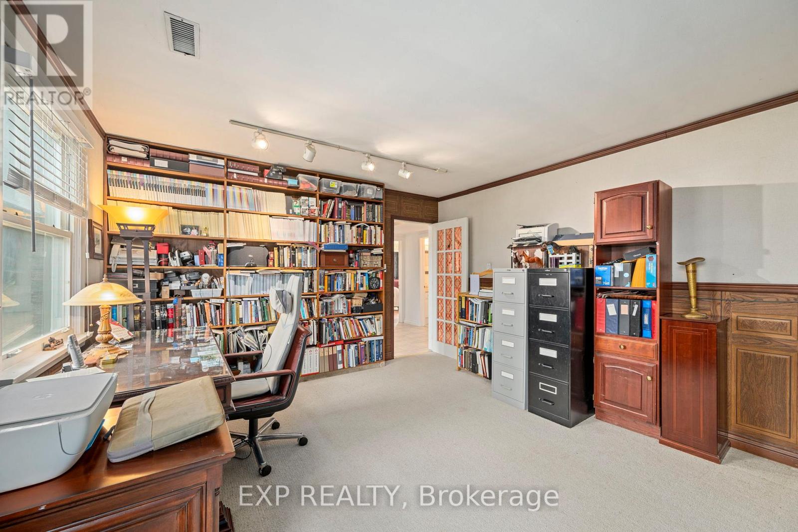 8101 Decker Drive, Middlesex Centre, Ontario  N6P 1P3 - Photo 32 - X12386304