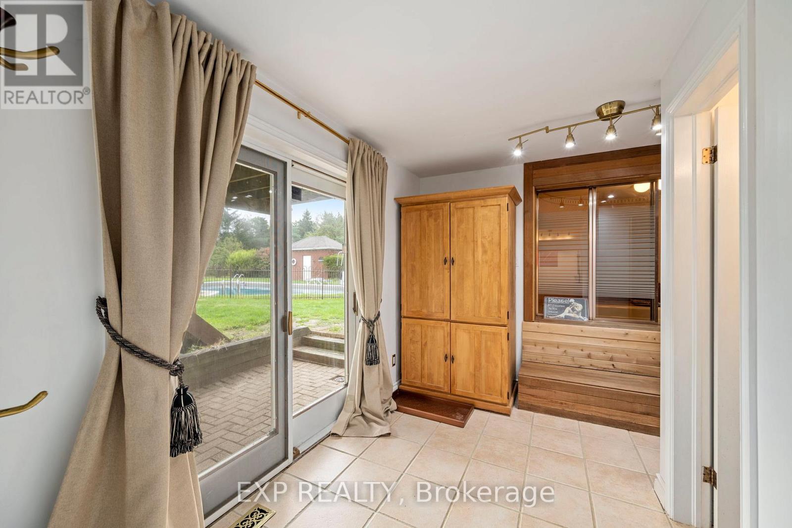 8101 Decker Drive, Middlesex Centre, Ontario  N6P 1P3 - Photo 35 - X12386304