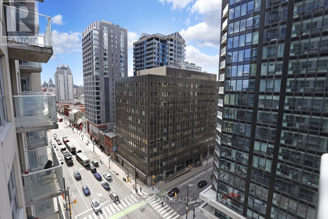 1303 - 242 Rideau Street, Ottawa, Ontario  K1N 0B7 - Photo 22 - X12386245