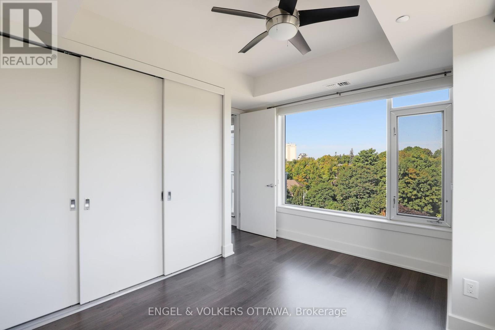 813 - 7 Marquette Avenue, Ottawa, Ontario  K1L 8A7 - Photo 10 - X12386271