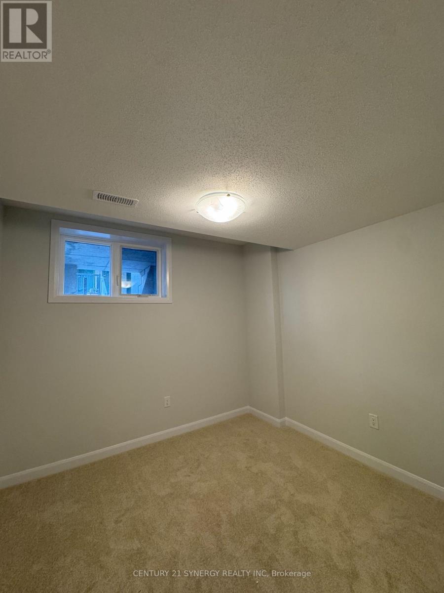 707 Arcadian Private, Ottawa, Ontario  K2T 0R8 - Photo 8 - X12386291