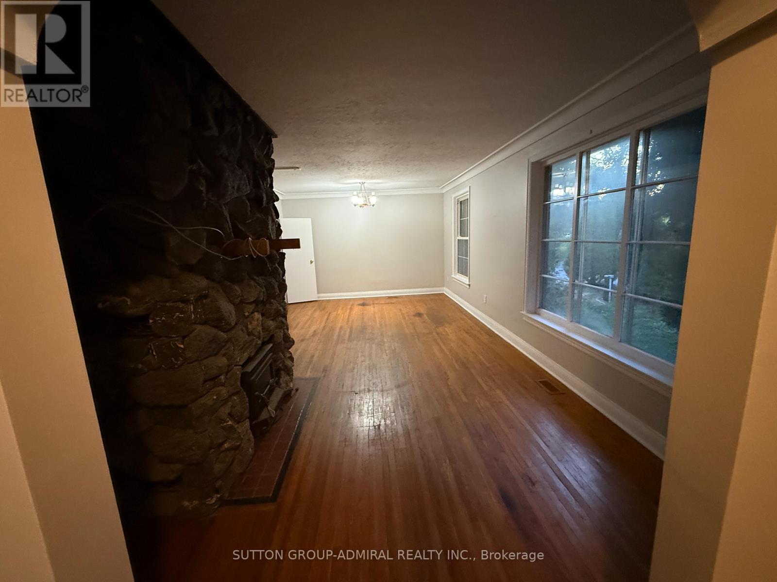1571 19th Avenue, Richmond Hill, Ontario  L4S 0N9 - Photo 11 - N12384392