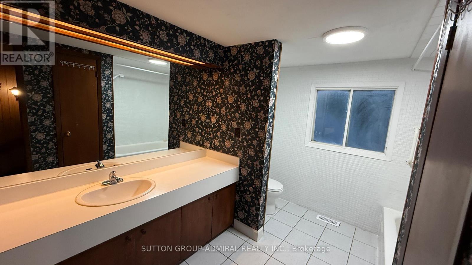 1571 19th Avenue, Richmond Hill, Ontario  L4S 0N9 - Photo 20 - N12384392